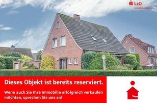 Haus kaufen in 26452 Sande, Reserviert! Wohnhaus mit viel Potential in bester Lage