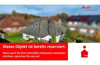 Haus kaufen in 26689 Apen, Bungalow mit ausgebautem Dachgeschoss in zentraler Lage von Augustfehn