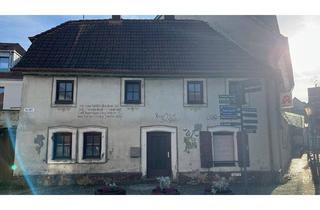 Grundstück zu kaufen in 76889 Klingenmünster, Gebäude und Freifläche im Herzen von Klingenmünster.