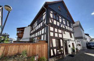 Haus kaufen in 35792 Löhnberg, Nähe Weilburg: Aufwendig saniertes Fachwerkhaus in zentraler Lage
