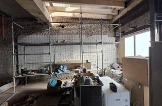 Anlageobjekt in 45665 Recklinghausen, Attraktives Mehrfamilienhaus mit moderner Mietwohnung im lebhaften Stadtzentrum.