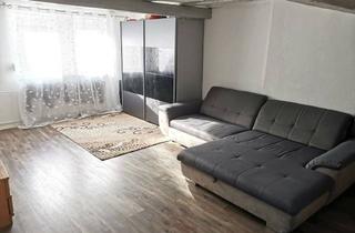 Doppelhaushälfte kaufen in 74736 Hardheim, Doppelhausälfte mit Scheune - teilsaniert