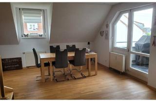 Wohnung kaufen in 71139 Ehningen, Stilvolles Wohnen: Charmante 3,5-Zimmer-Maisonette im Herzen Ehningens.