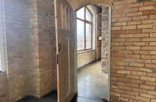 Loft kaufen in 13158 Berlin, Elegantes Loft mit großzügigen Räumen und vielfältigen Gestaltungsmöglichkeiten.