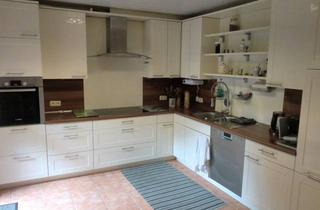 Einfamilienhaus kaufen in 25704 Elpersbüttel, Einladendes Familienhaus mit sonnigem Südgarten in idyllischer Naturlage.