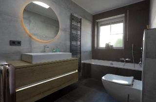 Wohnung kaufen in 93049 Regensburg, Regensburg - Sanierte 3-Zimmer Wohnung in Regensburg