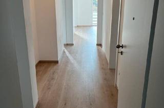 Wohnung kaufen in 96450 Coburg, Coburg - Erdgeschosswohnung mit Garten und Sauna TOP Lage Eckardtsberg 6