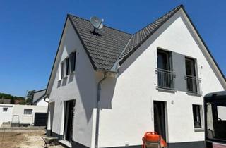 Haus kaufen in 91220 Schnaittach, Schnaittach - 2 Familienhaus, Schnaittach neuwertig von privat