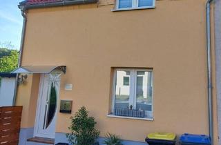 Reihenhaus kaufen in 66646 Marpingen, Marpingen - PROVISIONSFREI: RHH, Dach +Fassade neu, Bad modernisiert, Carport