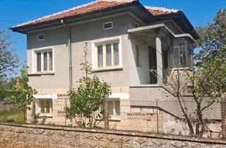 Haus kaufen in 54570 Pelm, Pelm - Bauerngehöft in Bulgarien
