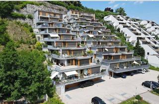 Wohnung kaufen in 84032 Altdorf, Wohn-Highlight über Landshut: großzügige Dachterrassenwohnung mit herrlichem Blick & 3 Stellplätzen