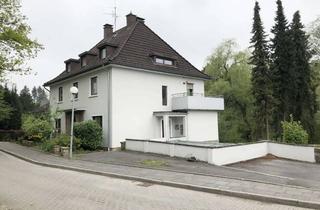 Wohnung mieten in Weg Am Eckenkamp, 58313 Herdecke, Helle 3-Zimmer-Dachgeschosswohnung mit Balkon und Blick auf den Ahlenberg!