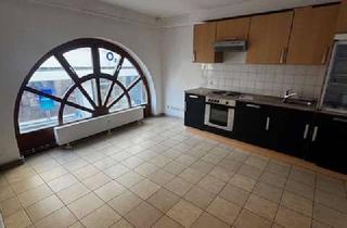 Wohnung mieten in Lederstr. 17, 75365 Calw, Gepflegte 2,5 Zimmer Wohnung im 1.OG mit Einbauküche im Zentrum von Calw ( Lederstr. 17 ), WM: 790€