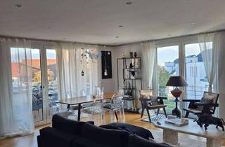 Wohnung mieten in Neckarstraße 33/1, 71083 Herrenberg, Neuwertige Wohnung mit vier Zimmern sowie Balkon und Einbauküche in Herrenberg