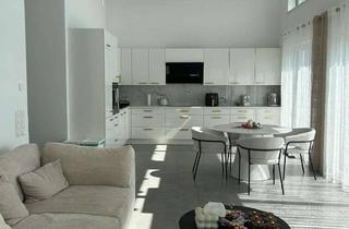 Wohnung mieten in 64546 Mörfelden-Walldorf, In Mörfelden-Walldorf: Moderne teilmöblierte Dachgeschosswohnung mit drei Zimmern und Balkon