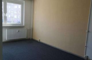 Wohnung mieten in Heidestraße 9 C, 06842 Innenstadt, Charmante 3-Raum-Wohnung mit Balkon in ruhiger Erdgeschosslage