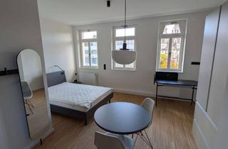 Wohnung mieten in Paulinenstraße 14-16, 70178 Süd, Möbiertes Design-Apartment im sanierten Altbau – direkt im Herzen Stuttgarts