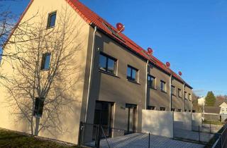 Haus kaufen in Hofmark 54 e, 93326 Abensberg, Erstbezug - Modernes und großzügiges Reihenendhaus am Ortsrand von Offenstetten