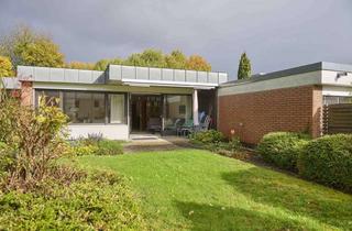 Haus kaufen in 78464 Konstanz, Architekten-Reihenmittelhaus im Bungalowstil in zentraler und ruhiger Höhenlage von Konstanz.