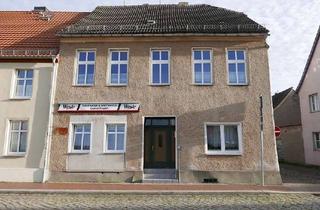 Haus kaufen in 17087 Altentreptow, Ein Haus mit viel Potenzial!