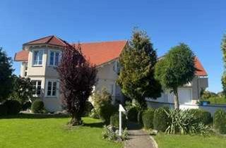 Einfamilienhaus kaufen in Brühlweg 17, 88450 Berkheim, Luxuriöses Einfamilienhaus mit zwei Einliegerwohnungen in 88450 Berkheim