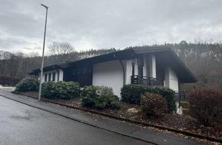 Haus kaufen in 66976 Rodalben, Schönes 1-Familienhaus mit Einliegerwohnung in ruhiger Lage von Rodalben!