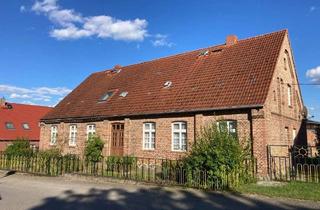 Haus kaufen in 17139 Gielow, Viel Platz: Markanter Backsteinbau - Schmiede - Landwirtschaftliche Flächen separat.....