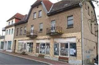 Haus kaufen in Warener Straße, 17217 Penzlin, Investitionschance: Wohn- und Geschäftshaus in zentraler Lage von Penzlin