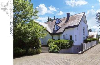 Mehrfamilienhaus kaufen in 33619 Bielefeld, Bielefeld-Hoberge: Zwei gepflegte Mehrfamilienhäuser mit 10 Wohneinheiten und Tiefgarage