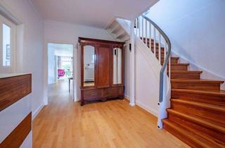 Einfamilienhaus kaufen in 22607 Hamburg, stilvolle Altbauarchitektur mit großzügigem Wohnkomfort - Ihr neues Zuhause in Groß Flottbek