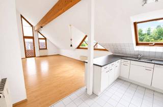 Wohnung kaufen in 71134 Aidlingen, Stilvolle 2-Zimmer-Dachgeschosswohnung mit offener Wohnküche, Luftraum & Balkonaussicht