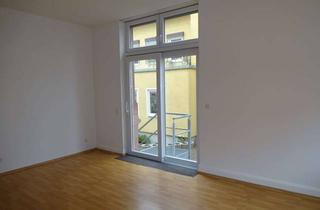 Wohnung mieten in 63739 Aschaffenburg, MODERNISIERTE ALTBAUWOHNUNG NÄHE POMPEJANUMSGARTEN und HAUPTBAHNHOF
