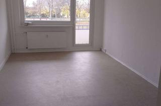 Wohnung mieten in Siedlung Am Wald 1-10, 18586 Sellin, Geräumige 4-Zimmer-Wohnung in Sellin mit Balkon und Blick ins Grüne