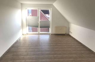 Wohnung mieten in Mecklenburger Allee 16, 17235 Neustrelitz, Helle 3-Zimmer Dachgeschosswohnung