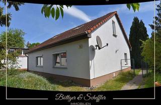 Einfamilienhaus kaufen in 14624 Dallgow-Döberitz, Gemütliches Einfamilienhaus im Bungalowstil mit Ausbaureserve im Dachgeschoss