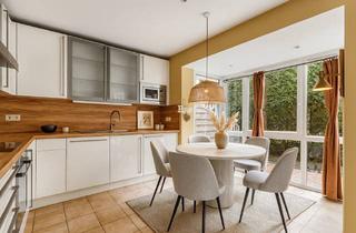 Haus kaufen in 23570 Travemünde, Aufgepasst! Kaiserallee - Zwischen Kurpark & Meer - 6 Zi Haus mit Garage und Balkonen