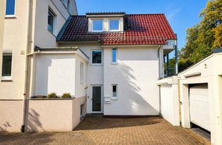 Haus kaufen in 23570 Travemünde, Letzte Chance - 50m zum Strand - 6 Zi Haus mit Garage und Balkonen