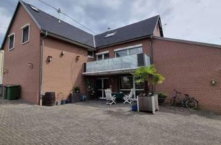 Einfamilienhaus kaufen in 56459 Willmenrod, Willmenrod: Einfamilienhaus mit Garten, Bachlauf und Garage