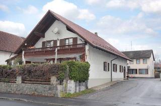 Haus kaufen in 84032 Altdorf, Anwesen in Landshut - Altdorf bestehend aus zwei Häusern, zusammen oder getrennt zu erwerben