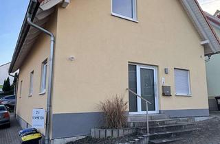 Haus mieten in Opelstraße 57, 67661 Siegelbach, Gepflegtes Reihenmittelhaus mit Garage in Siegelbach