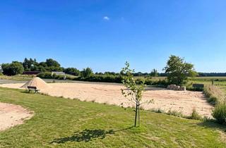 Grundstück zu kaufen in 24321 Behrensdorf, Wohnen, wo andere Urlaub machen – Baugrundstück in Strandnähe