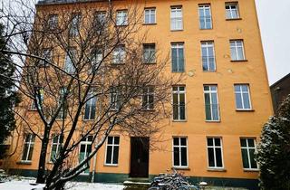 Immobilie mieten in Josef-Orlopp-Straße 53, 10365 Lichtenberg, Helles WG-Zimmer mit Charme und Innenhofblick