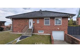 Haus kaufen in 21745 Hemmoor, Hemmoor - Walmdachbungalow saniert. Gebäudeenergiegesetz konform.