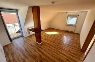 Wohnung kaufen in 92665 Altenstadt, Altenstadt an der Waldnaab - Gepflegte 3-Zimmer-Eigentumswohnung mit Balkon