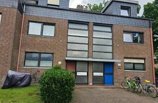 Wohnung kaufen in 26131 Eversten, Charmante Dachgeschosswohnung mit großem Balkon in gepflegter Reihenhausanlage