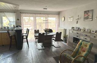 Wohnung kaufen in 71134 Aidlingen, Wunderbare 2-geschossige Wohnung mit Garten