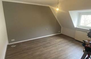 Wohnung mieten in Frankampstr. 122, 45891 Erle, Helle renovierte 2,5-Zimmer-DG-Wohnung im Herzen von Erle