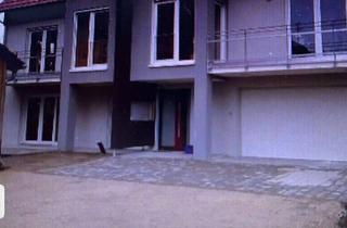 Wohnung mieten in Obere Straße, 72127 Kusterdingen, 4-Zimmer Etagenwohnung in Kusterdingen-Wankheim mit Küche-Wohn-Essbereich