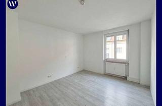 Wohnung mieten in August-Ruf-Straße 40, 78224 Singen, Großzügige 4-Zimmer-Wohnung mit Balkon + Keller + separate Küche