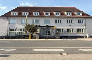 Immobilie mieten in Bathildisstraße 10, 31812 Bad Pyrmont, Parken ohne Sorgen in Bad Pyrmont Altes Postgebäude ca. 20 Stellplätze zur Verfügung